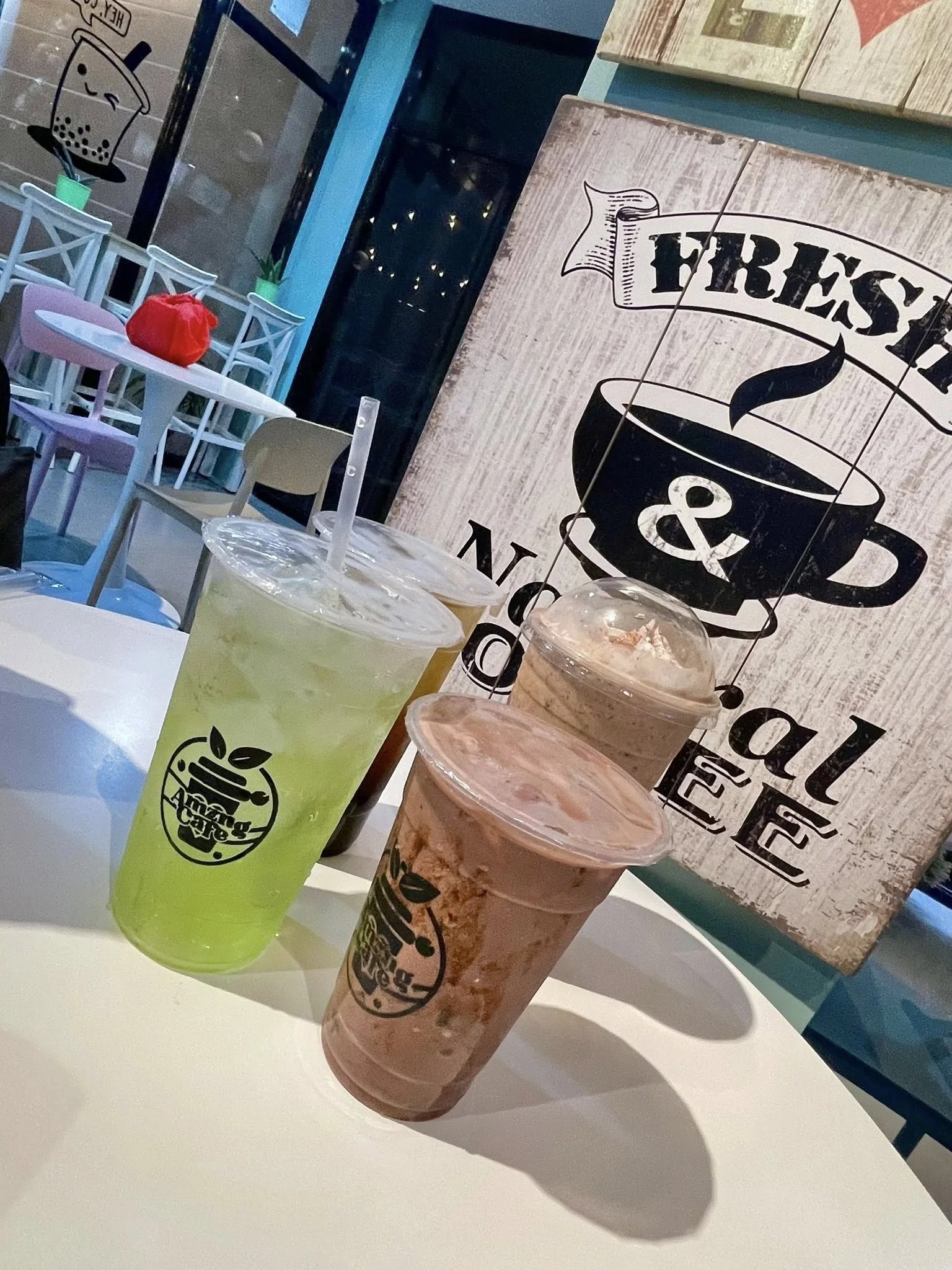 Cold drinks at Amzng Café